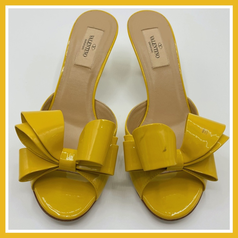 Valentino Garavani Bow Peep Toe Mule